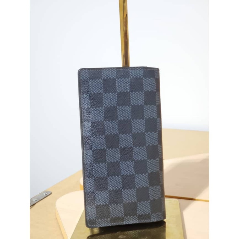 Authentic LOUIS VUITTON Brazza Damier Graphite Canvas Wallet